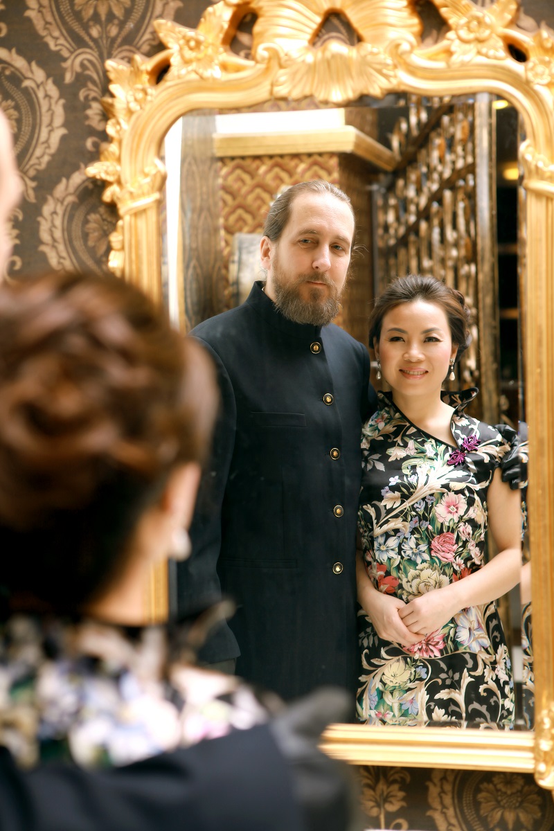 Another pic from scene 7 of our Big Fat Guangdong Wedding photo shoot.