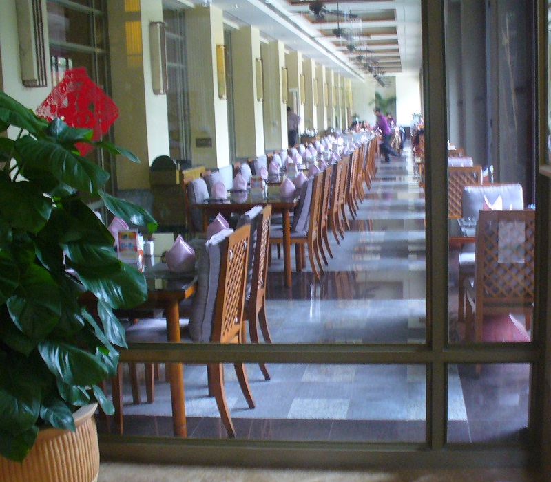 Fish Bowl Dining Room at The Pullman in Dongguan