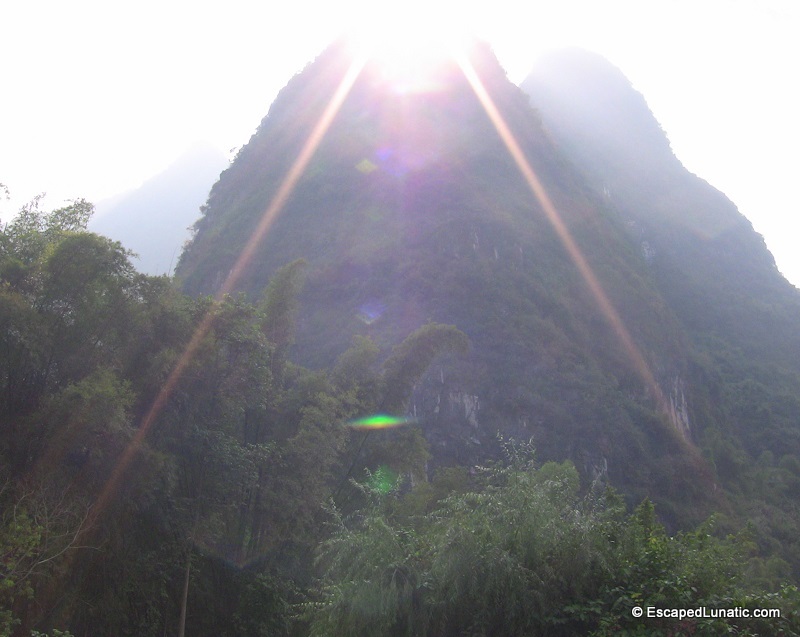 Mama always told me not to look into the eyes of the sun.