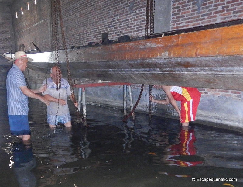 Setting up the chain hoist on the second long boat